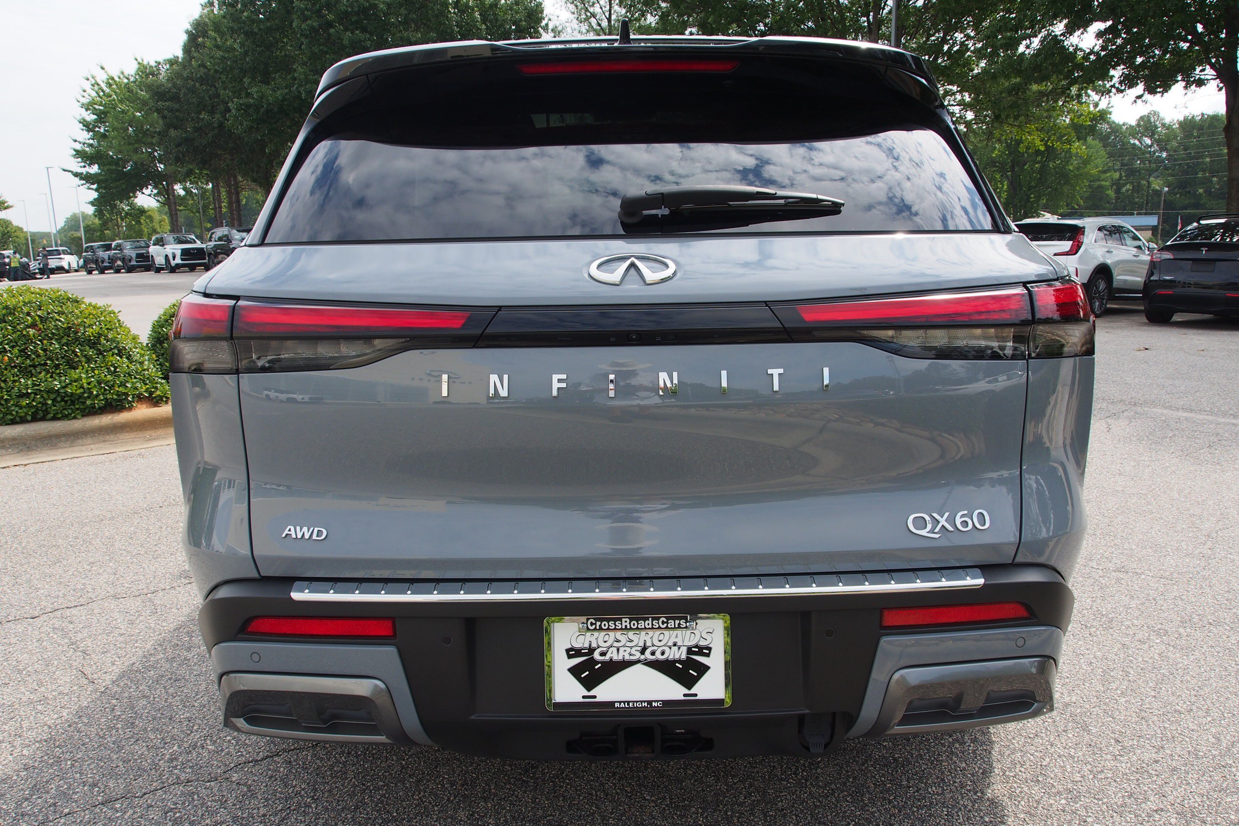 Used 2025 INFINITI QX60 Autograph w/ Lighting Package (N94) AWD/4WD image 7