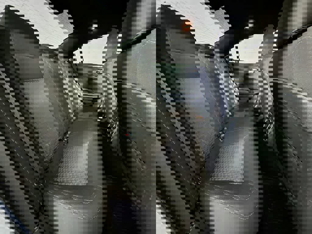 Used 2023 Dodge Charger R/T w/ Performance Handling Group image 30