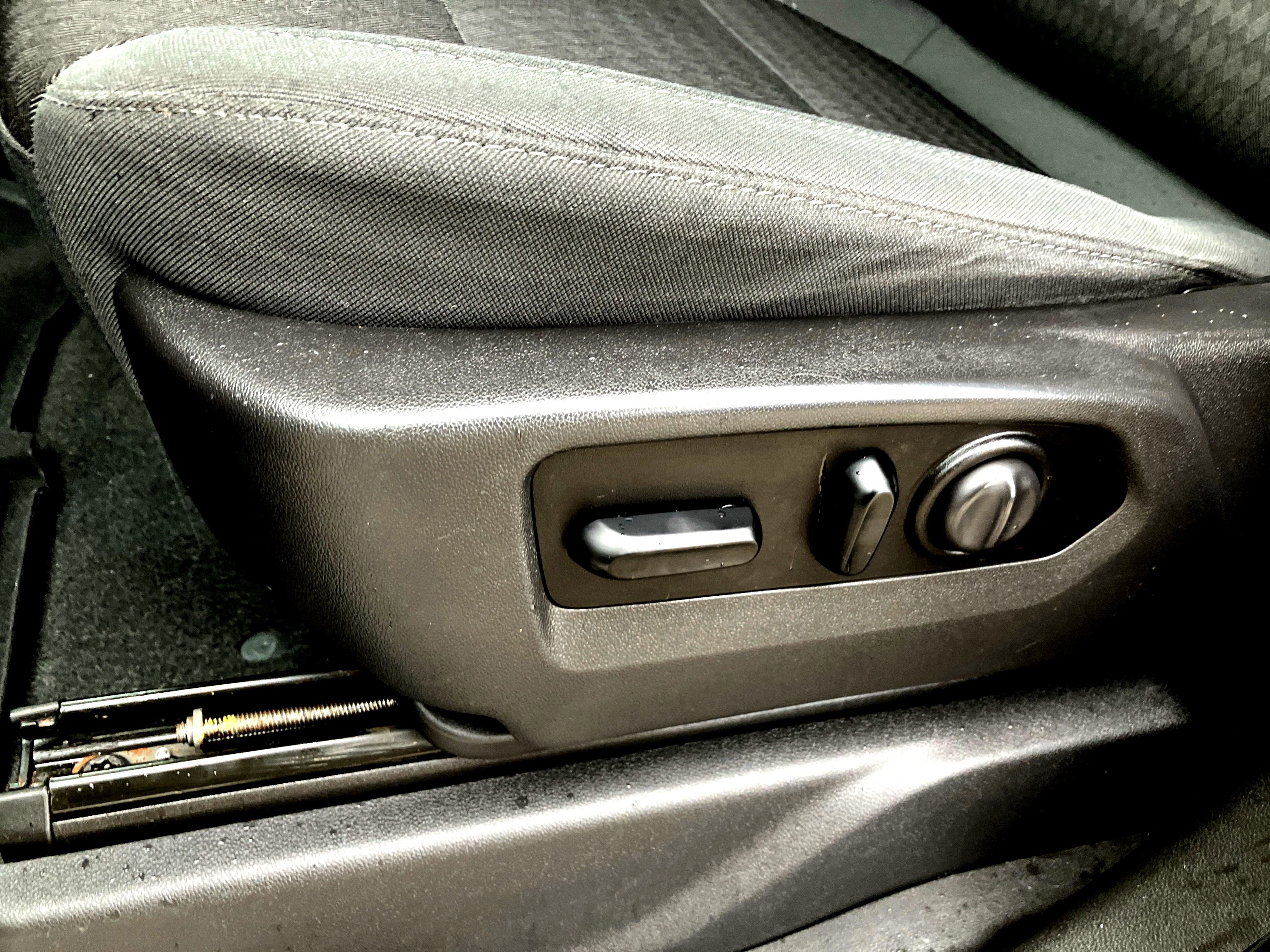 Used 2020 GMC Sierra 1500 Elevation w/ Elevation Value Package image 40