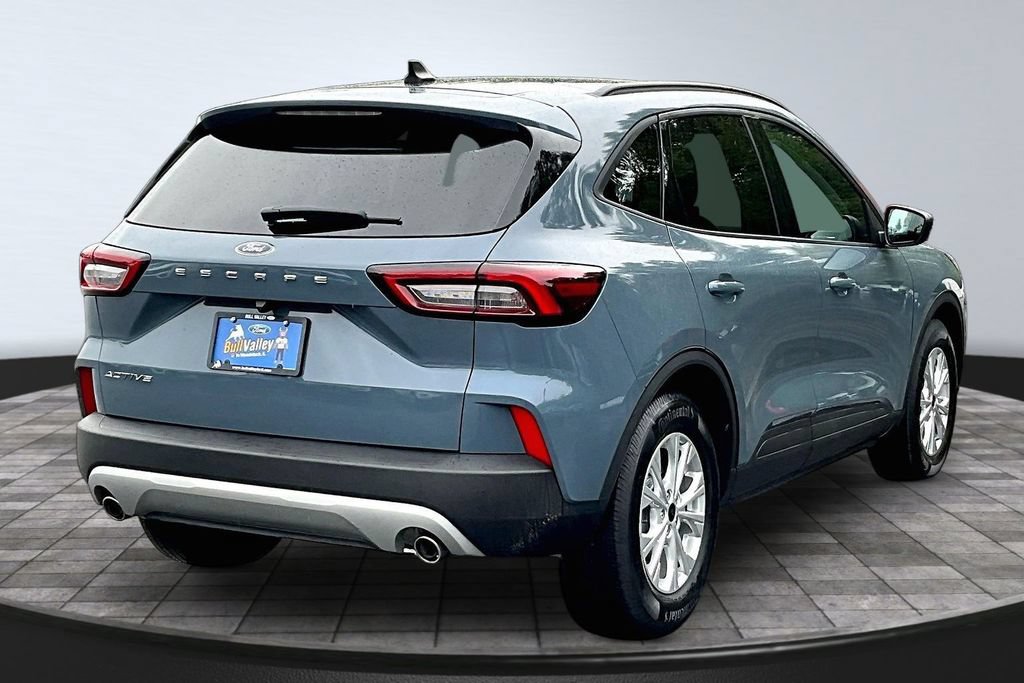 Certified 2025 Ford Escape Active w/ Cold Weather Package FWD image 6