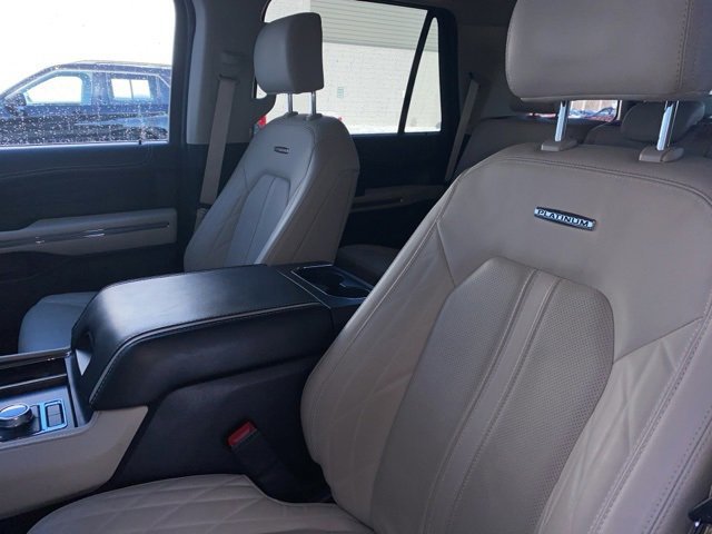 Certified 2022 Ford Expedition Platinum image 23