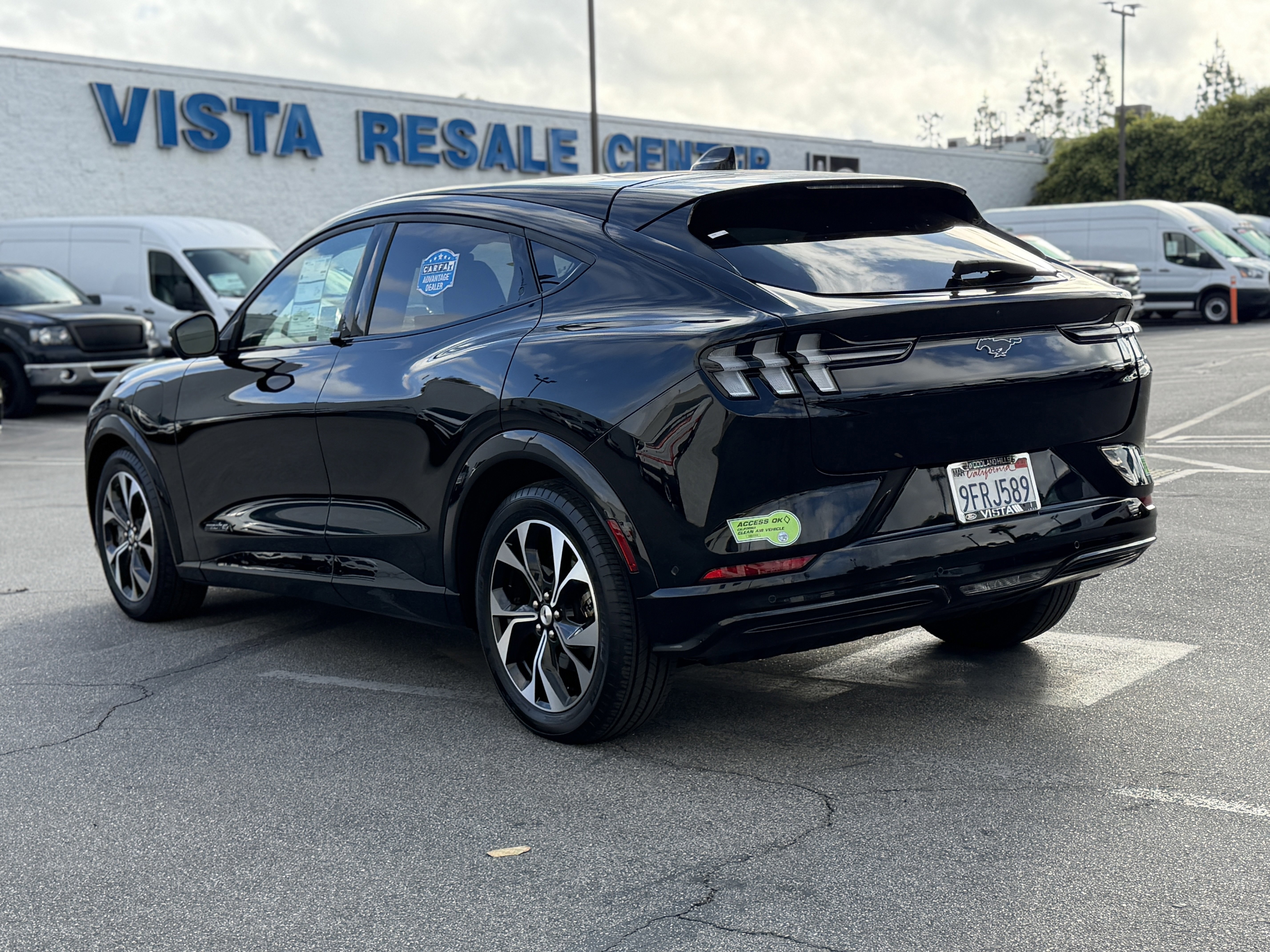 Certified 2023 Ford Mustang Mach-E Premium AWD/4WD image 3