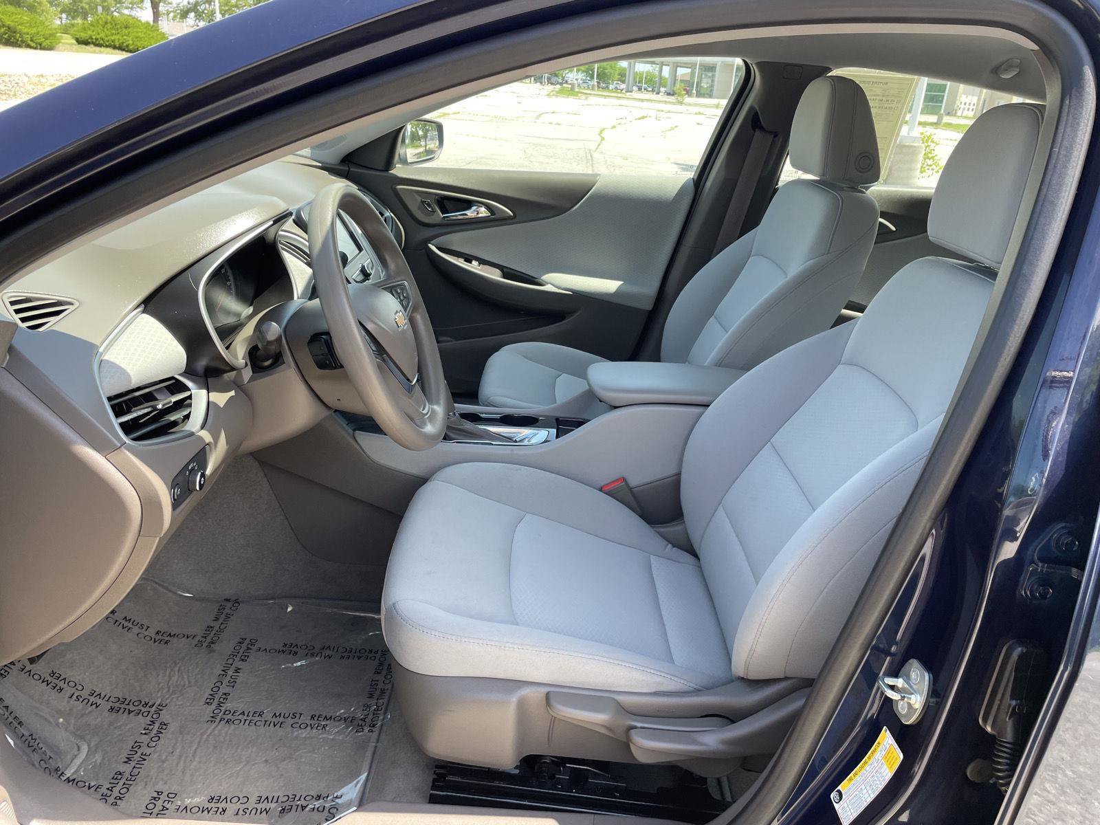 Used 2018 Chevrolet Malibu LS FWD image 17