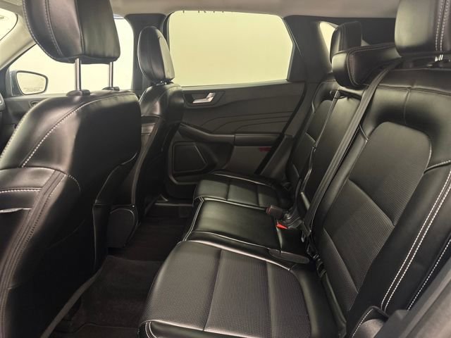Certified 2025 Ford Escape Platinum image 23