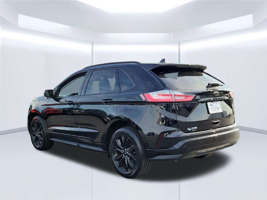 Certified 2022 Ford Edge SE w/ Black Appearance Package AWD/4WD image 7
