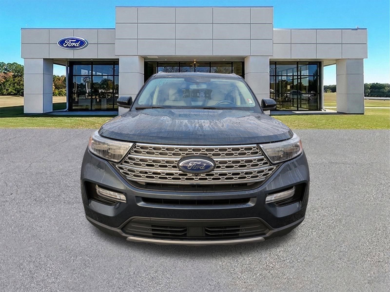 Certified 2023 Ford Explorer Limited w/ Limited Technology Package image 9
