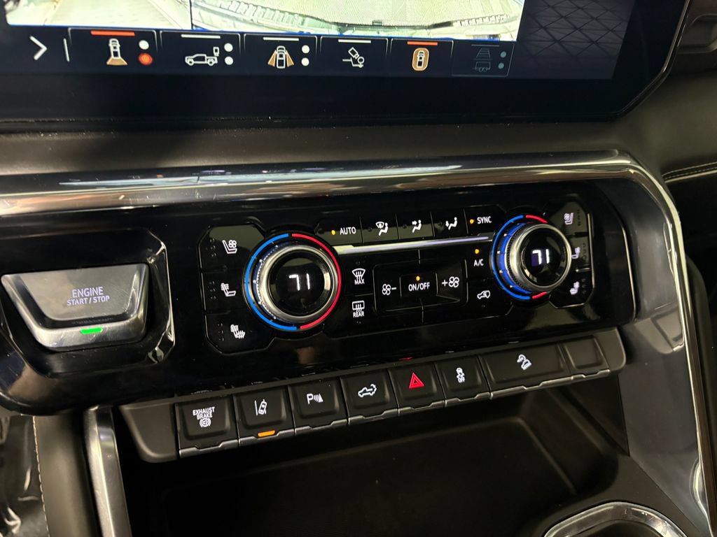 Used 2024 GMC Sierra 3500 Denali Ultimate AWD/4WD image 21