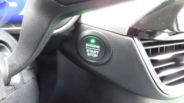 Certified 2020 Ford Escape SE Sport image 19