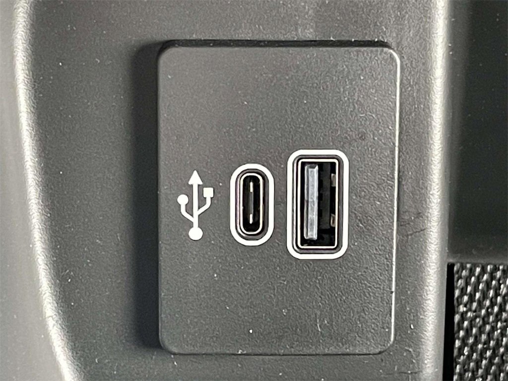 Certified 2025 Ford F150 Lightning XLT image 23