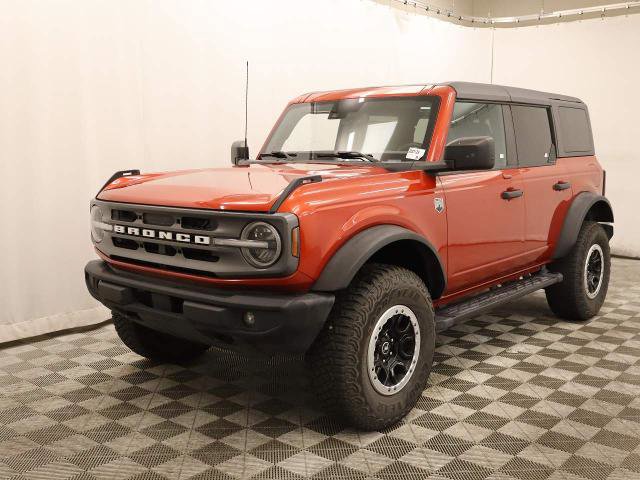 Certified 2023 Ford Bronco Big Bend w/ Sasquatch Package AWD/4WD image 4
