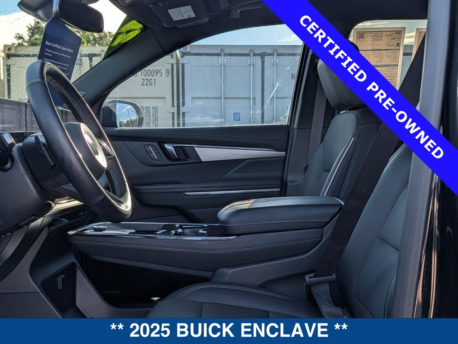 Used 2025 Buick Enclave Preferred FWD image 23