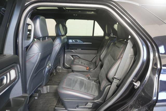 Certified 2025 Ford Explorer ST AWD/4WD image 28