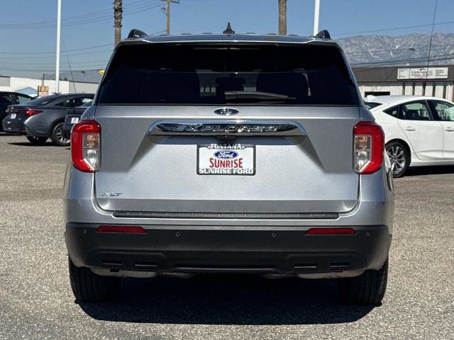 Certified 2023 Ford Explorer XLT image 3