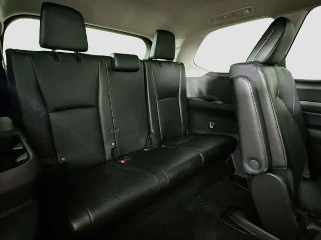 Used 2024 Toyota Grand Highlander AWD image 31