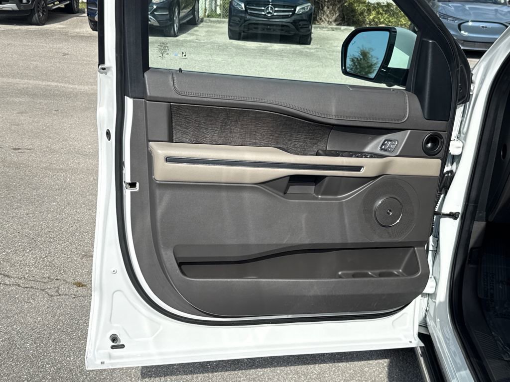 Certified 2021 Ford Expedition Max Limited RWD image 14