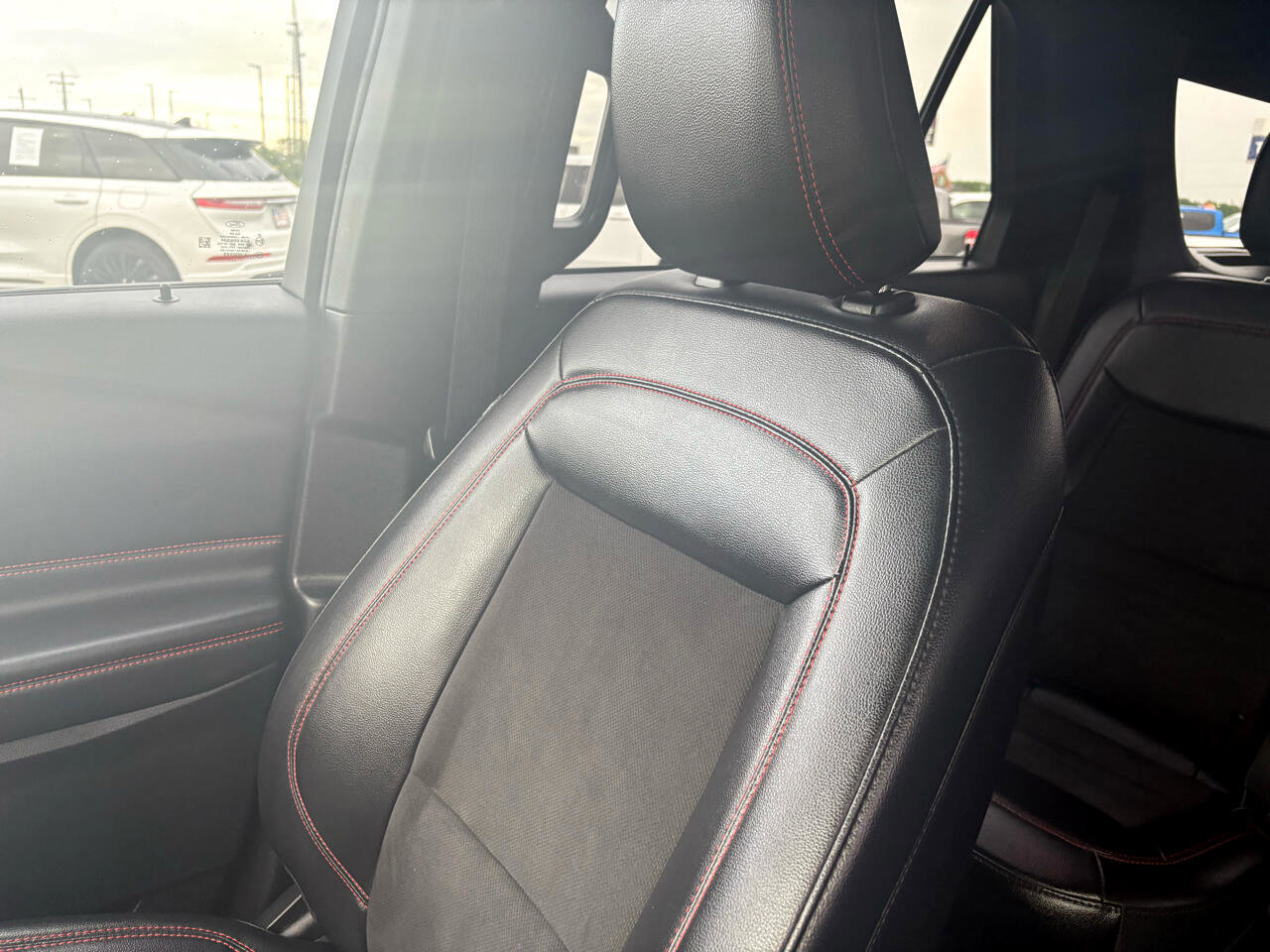 Certified 2023 Ford Explorer ST-Line w/ Class IV Trailer Tow Package image 20