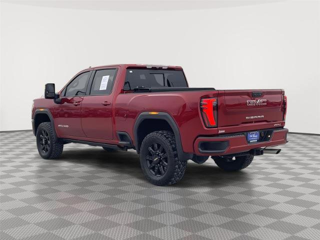 Used 2024 GMC Sierra 2500 AT4 w/ AT4 Preferred Package image 3