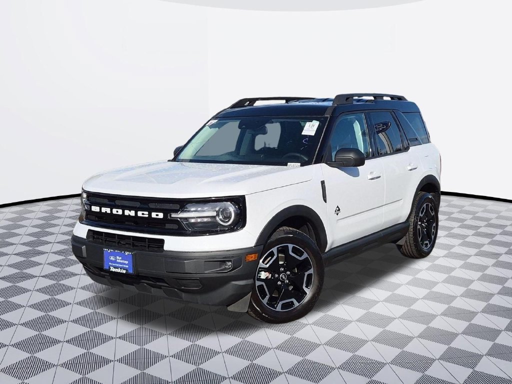 Certified 2022 Ford Bronco Sport Outer Banks AWD/4WD image 2