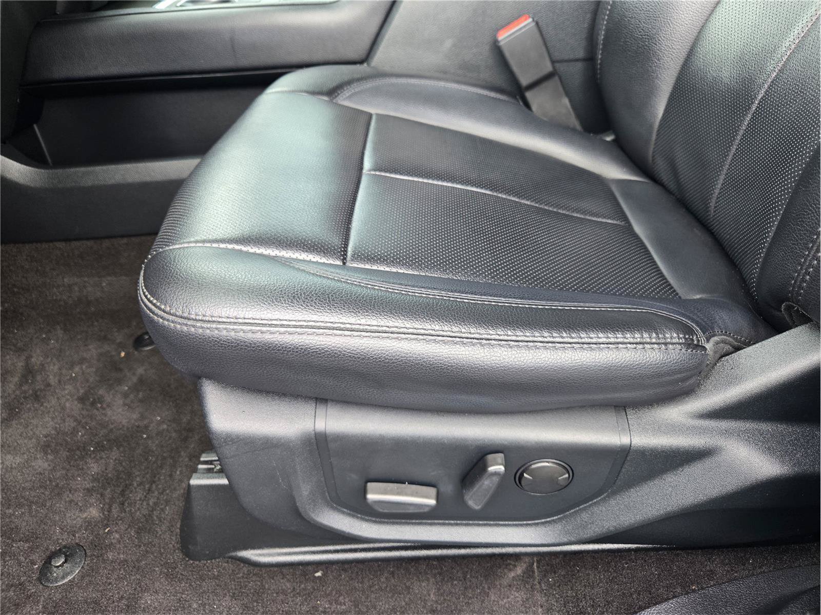 Certified 2021 Ford Expedition XLT RWD image 22