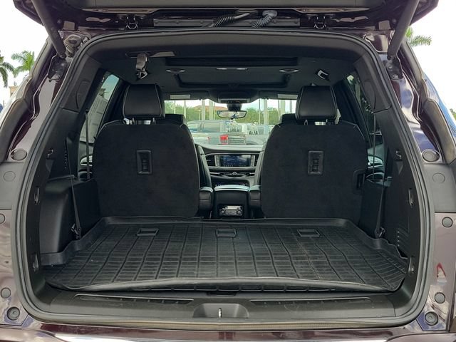 Used 2022 Buick Enclave Avenir w/ Avenir Technology Package AWD/4WD image 10