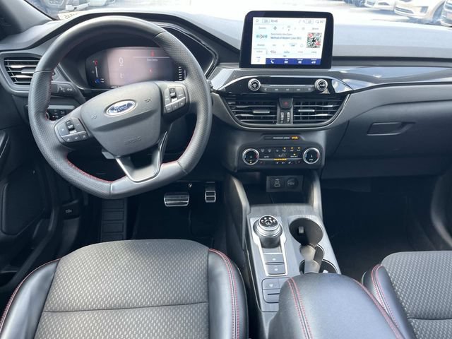 Certified 2024 Ford Escape ST-Line AWD/4WD image 15