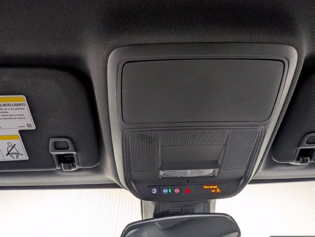 Used 2026 Chevrolet Equinox LT FWD image 8