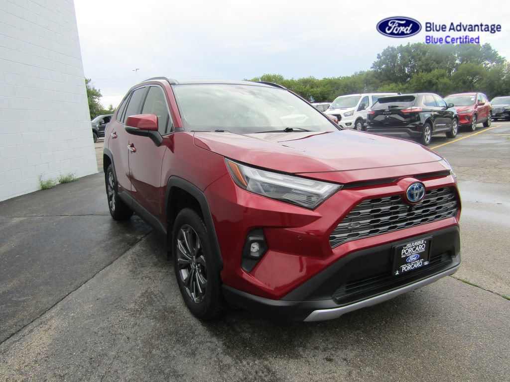 Used 2022 Toyota RAV4 Limited AWD/4WD image 19