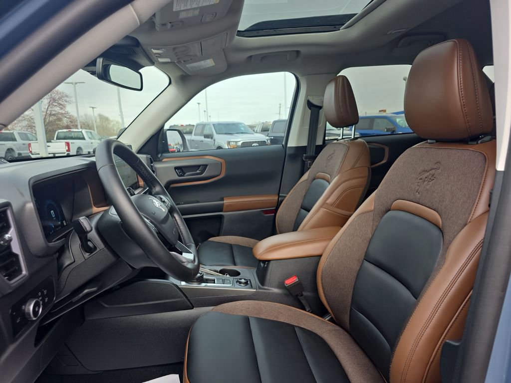 Certified 2025 Ford Bronco Sport Outer Banks w/ Outer Banks Tech Package+ AWD/4WD image 18