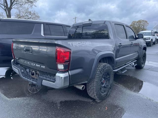 Used 2018 Toyota Tacoma TRD Off-Road image 6