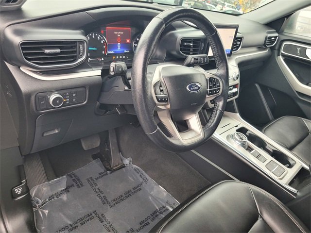 Certified 2022 Ford Explorer XLT w/ Equipment Group 202A image 12