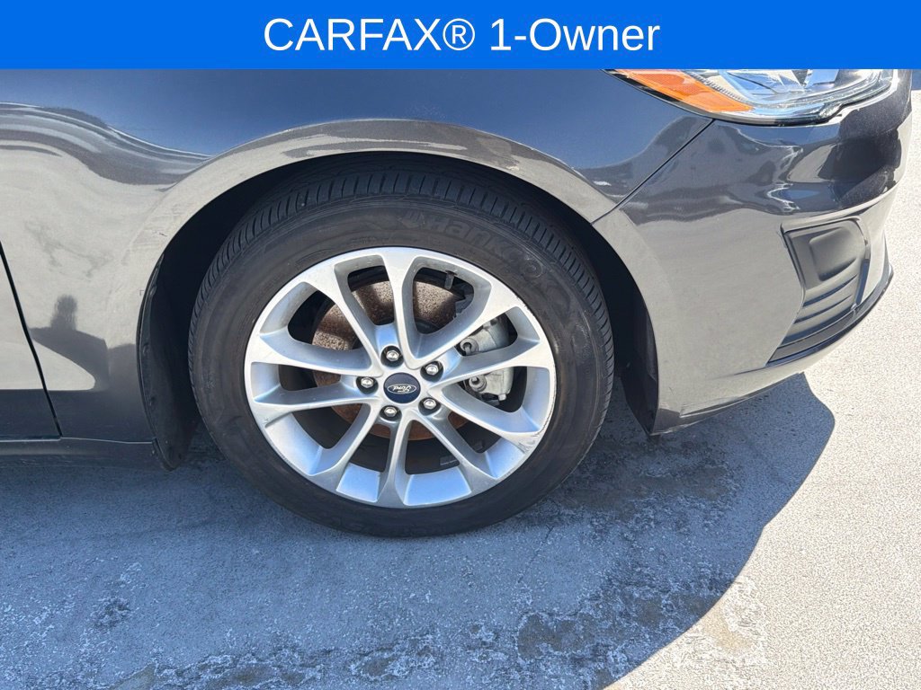Certified 2019 Ford Fusion SE FWD image 2