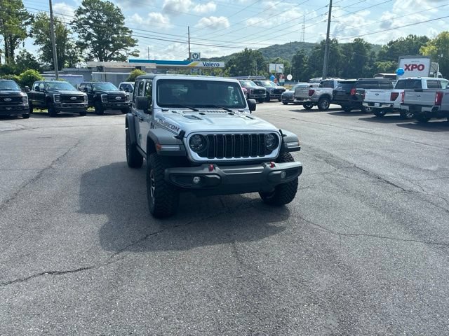 Used 2024 Jeep Wrangler Unlimited Rubicon AWD/4WD image 4