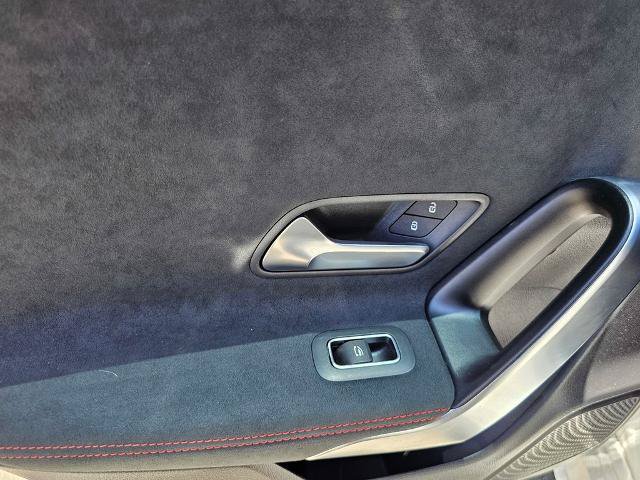 Used 2023 Mercedes-Benz CLA 250 image 18