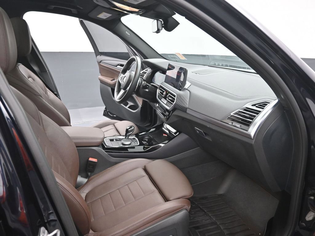 Used 2024 BMW X3 sDrive30i w/ Premium Package image 28