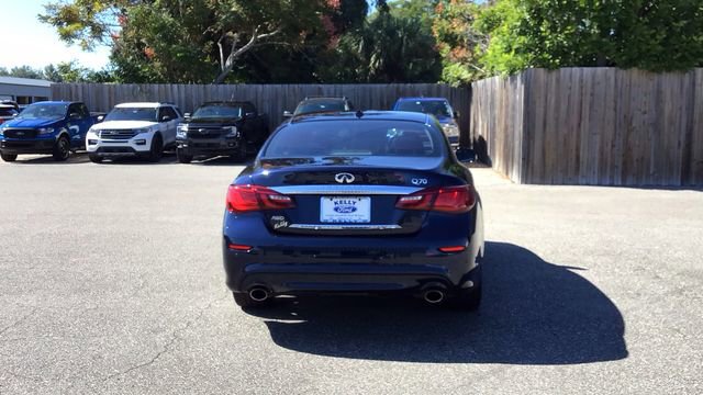 Used 2019 INFINITI Q70 Luxe image 4