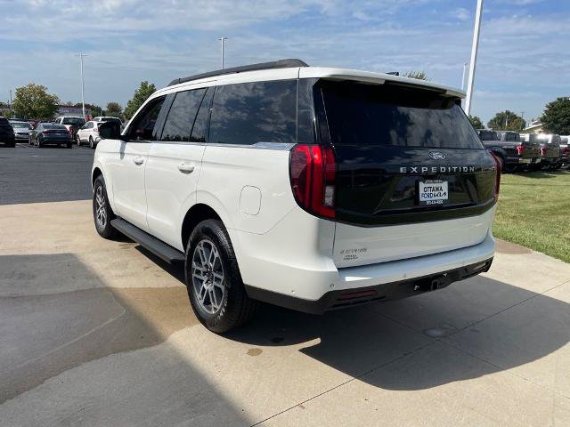 Certified 2025 Ford Expedition Active RWD image 7