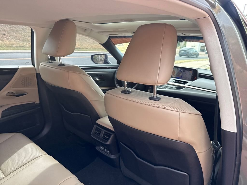 Used 2020 Lexus ES 350 w/ Premium Package image 25