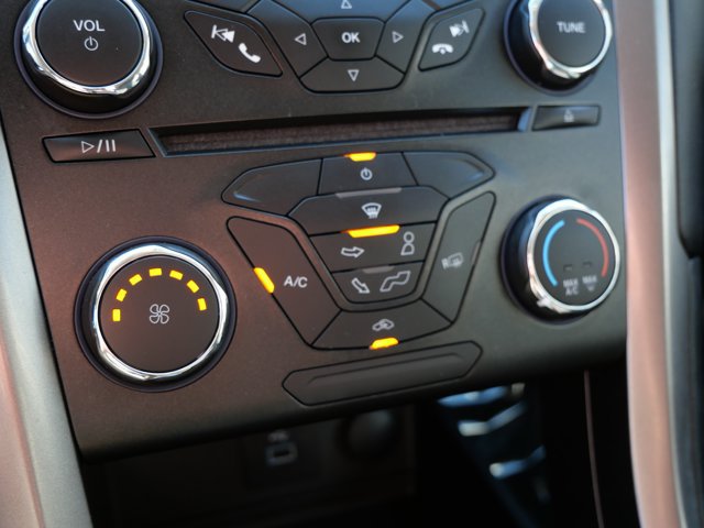 Certified 2017 Ford Fusion SE FWD image 22