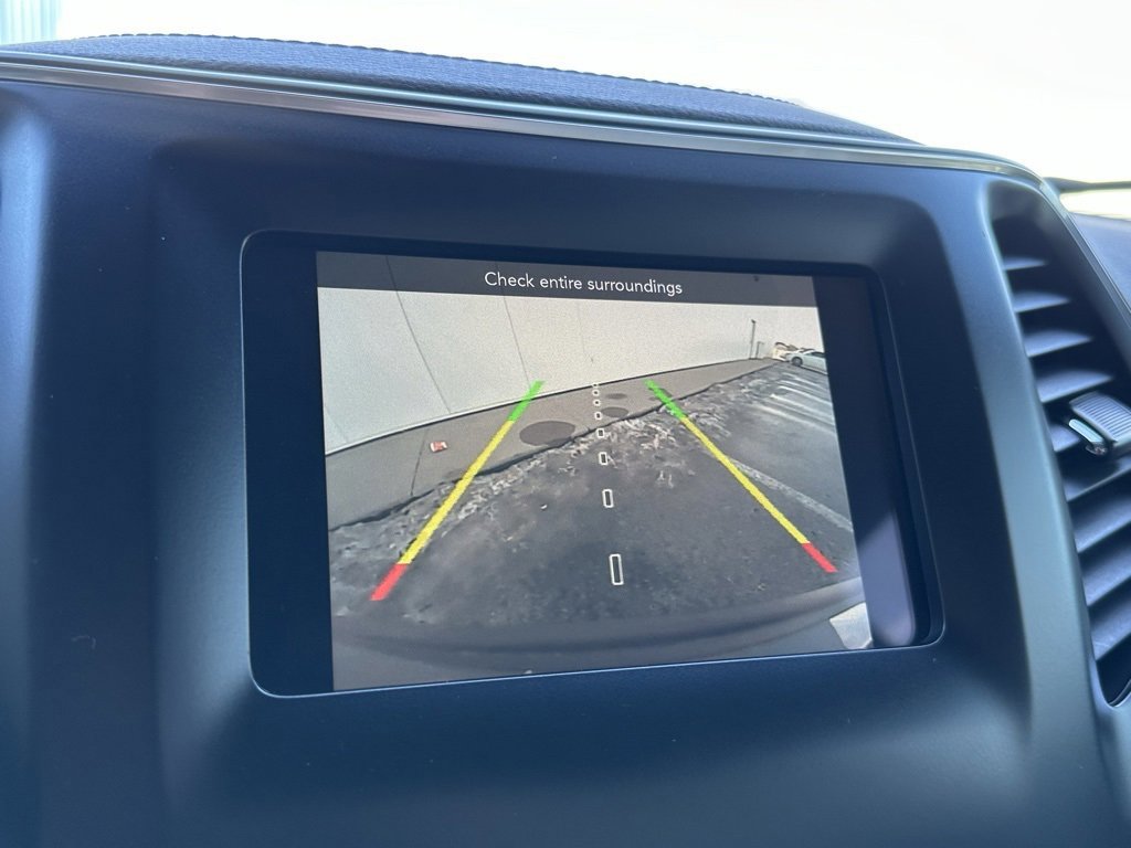 Used 2021 Jeep Cherokee Latitude Plus image 35