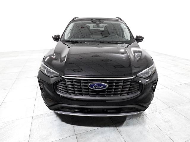 Certified 2025 Ford Escape Platinum AWD/4WD image 3
