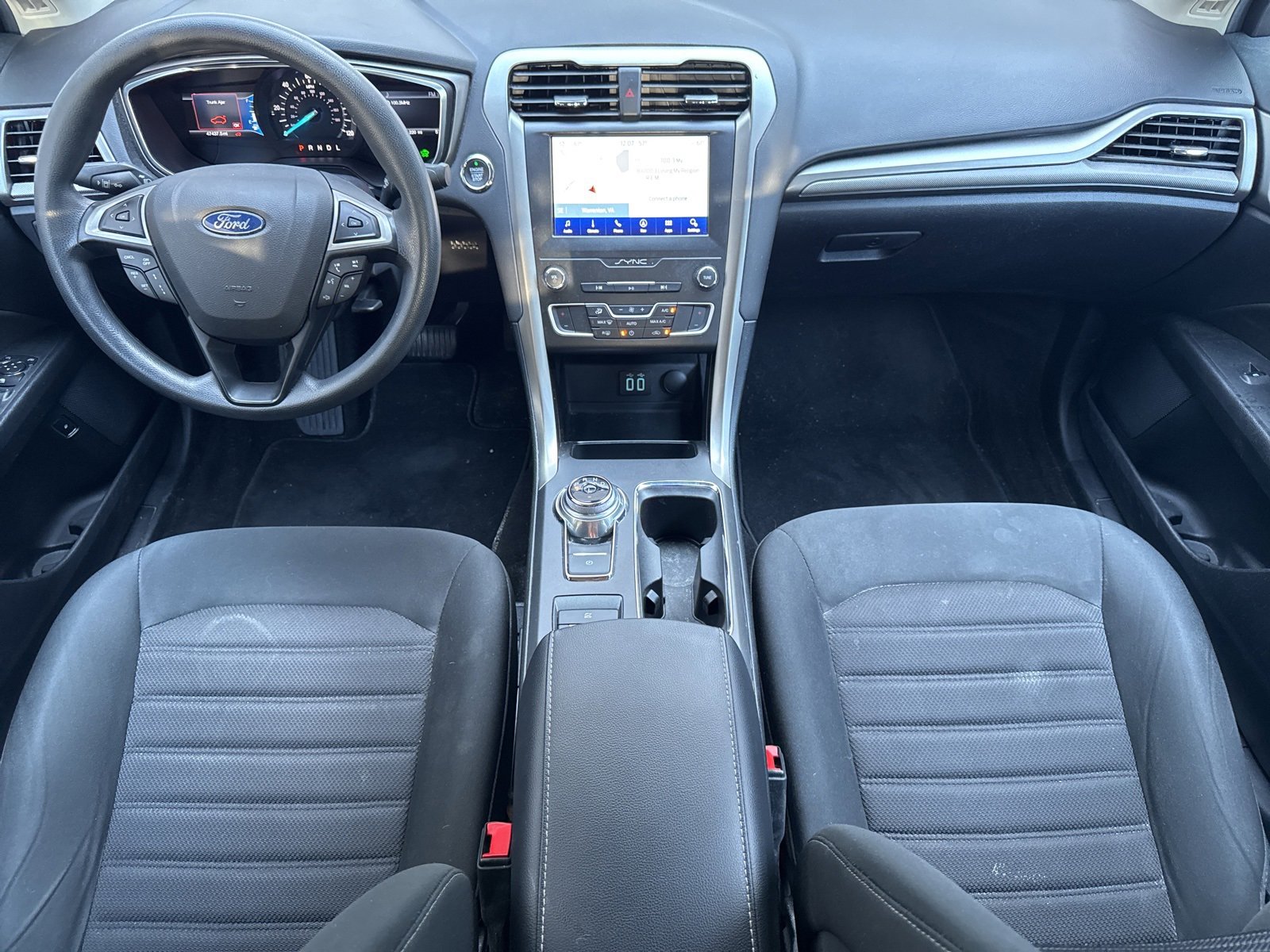 Certified 2019 Ford Fusion SE image 3