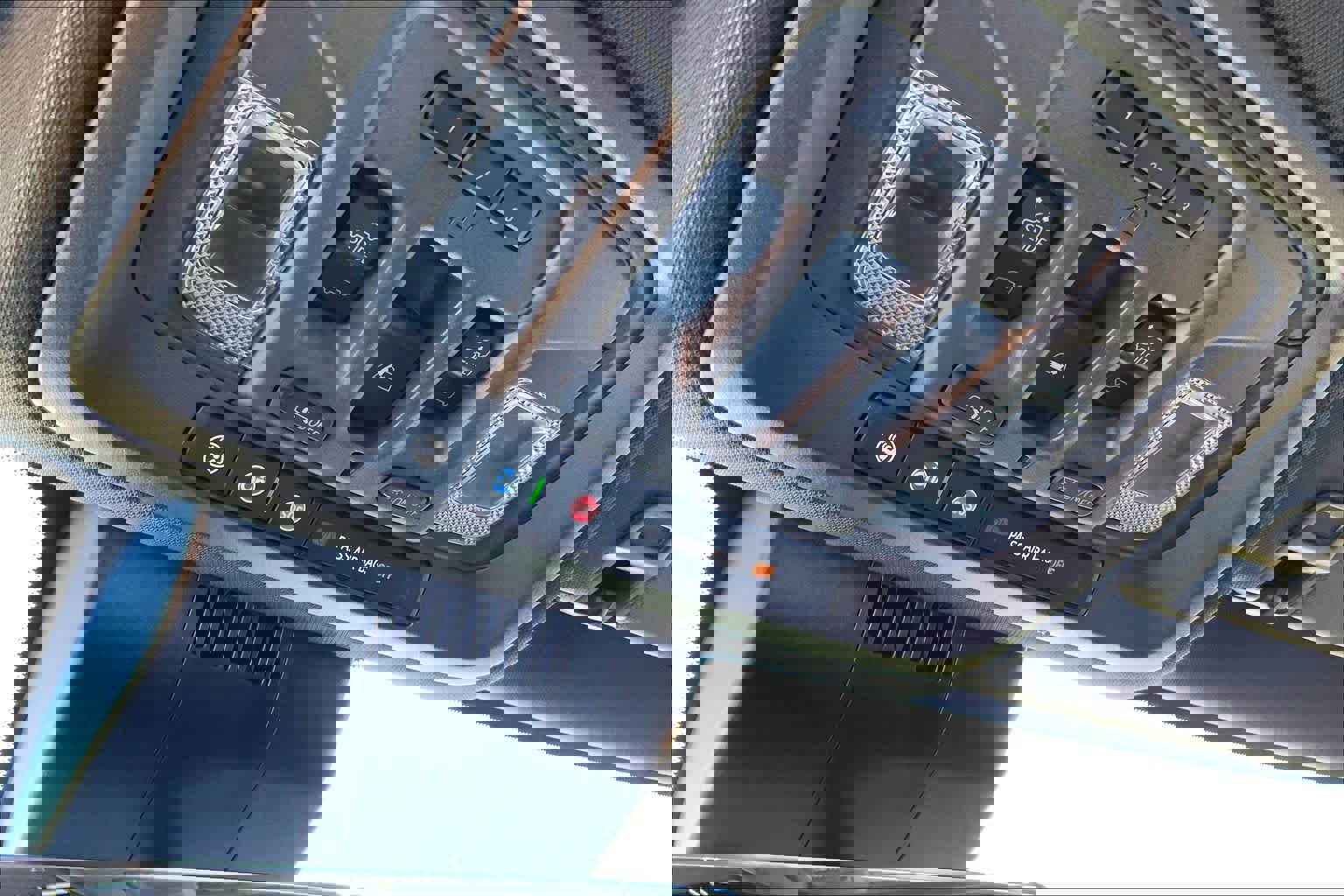 Used 2024 GMC Sierra 2500 Denali w/ Denali Reserve Package image 35