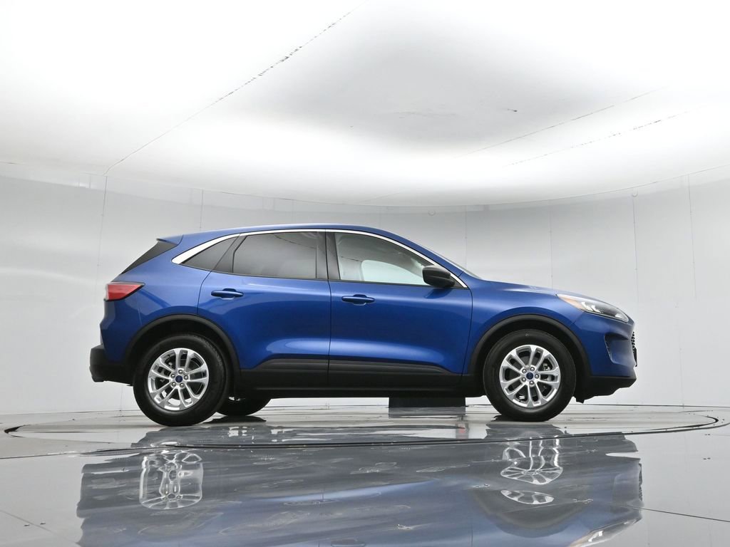 Certified 2022 Ford Escape SE w/ Convenience Package FWD image 50