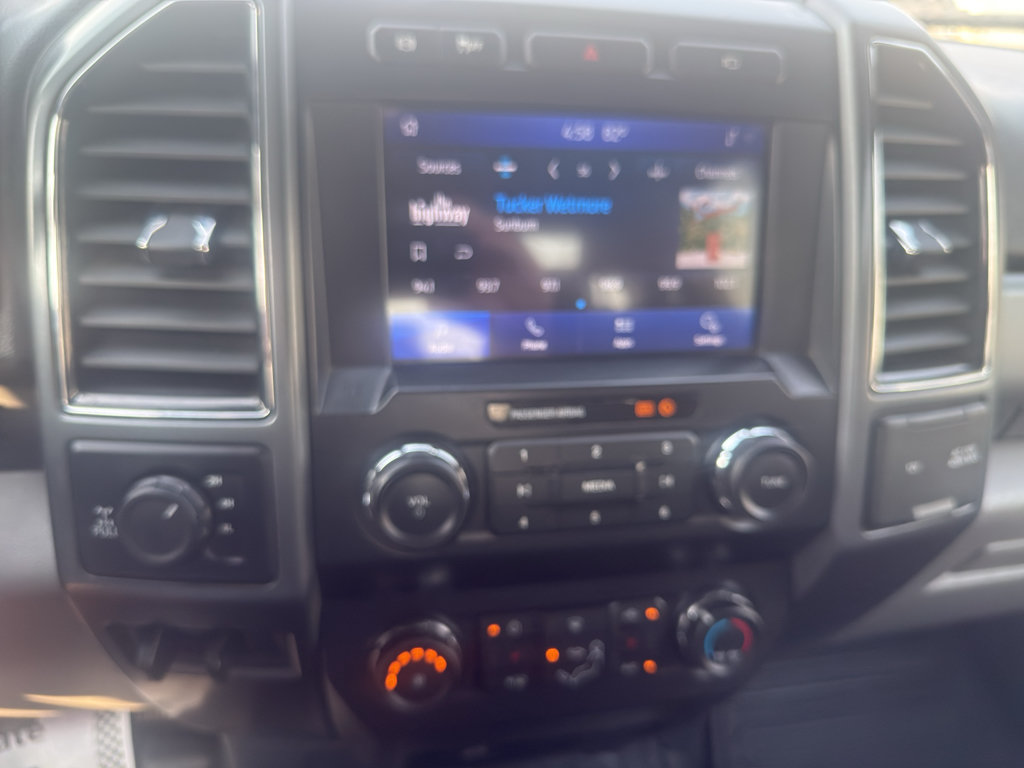 Certified 2022 Ford F250 XLT w/ XLT Premium Package AWD/4WD image 20