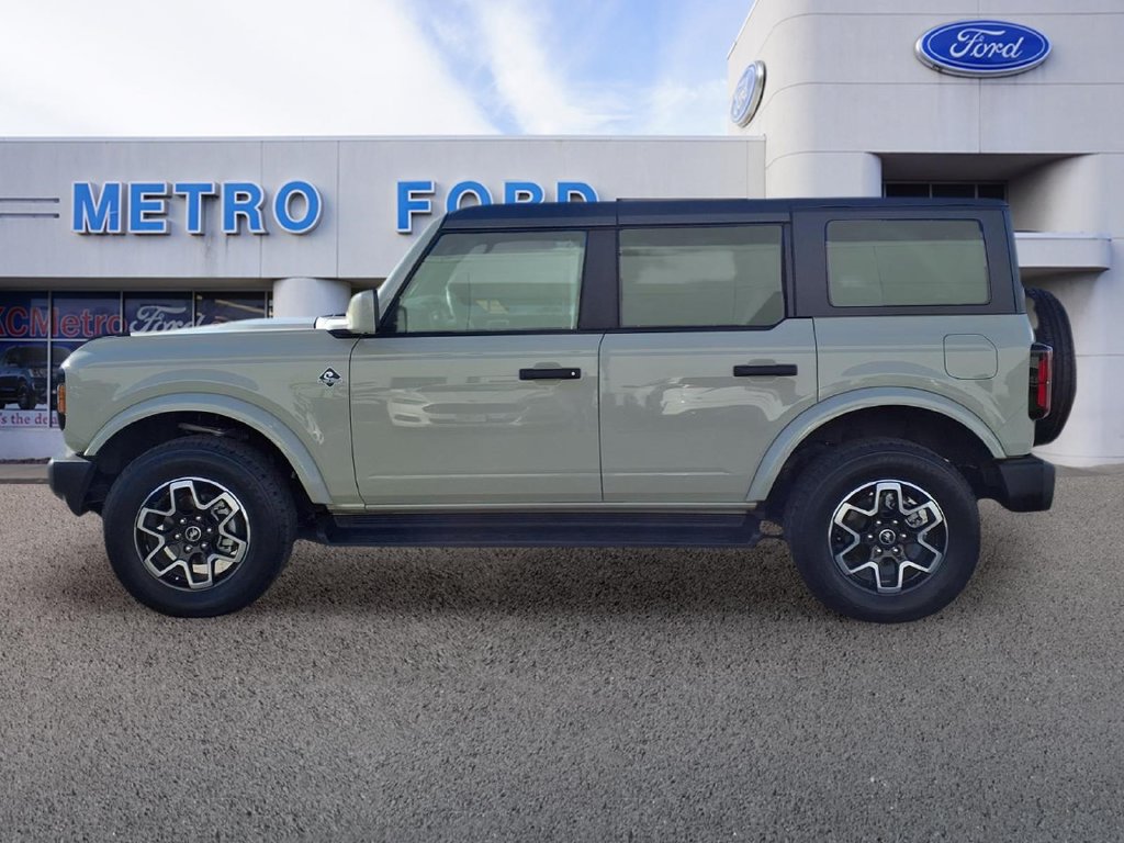 Certified 2026 Ford Bronco Outer Banks AWD/4WD image 6
