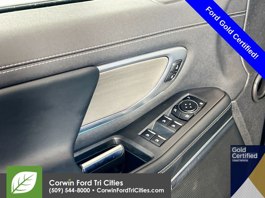 Certified 2025 Ford Expedition Max Platinum image 15