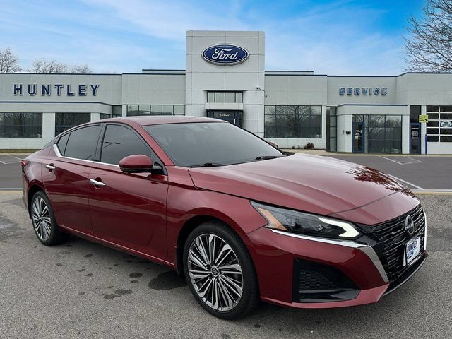 Used 2023 Nissan Altima 2.5 SL AWD/4WD image 3