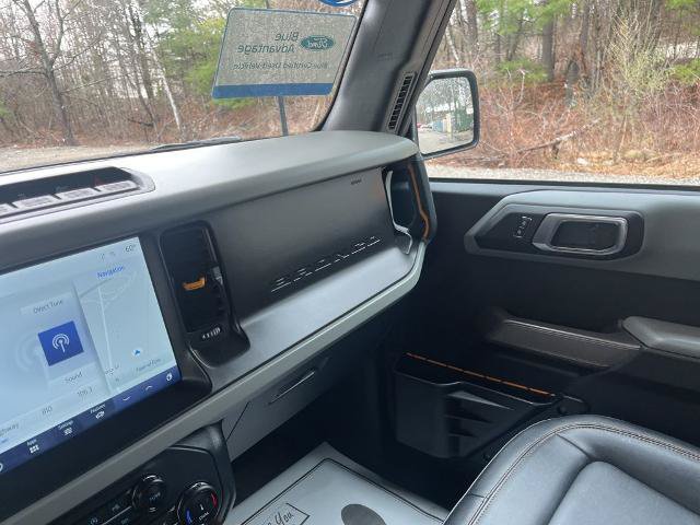 Certified 2022 Ford Bronco Badlands w/ Sasquatch Package AWD/4WD image 27