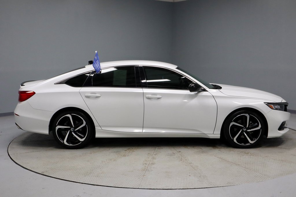 Used 2022 Honda Accord Sport image 5