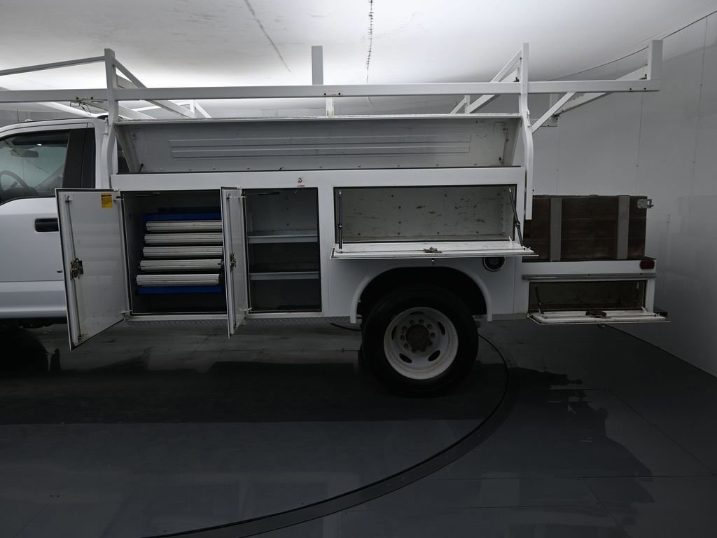 Certified 2021 Ford F450 XL w/ Power Equipment Group image 39